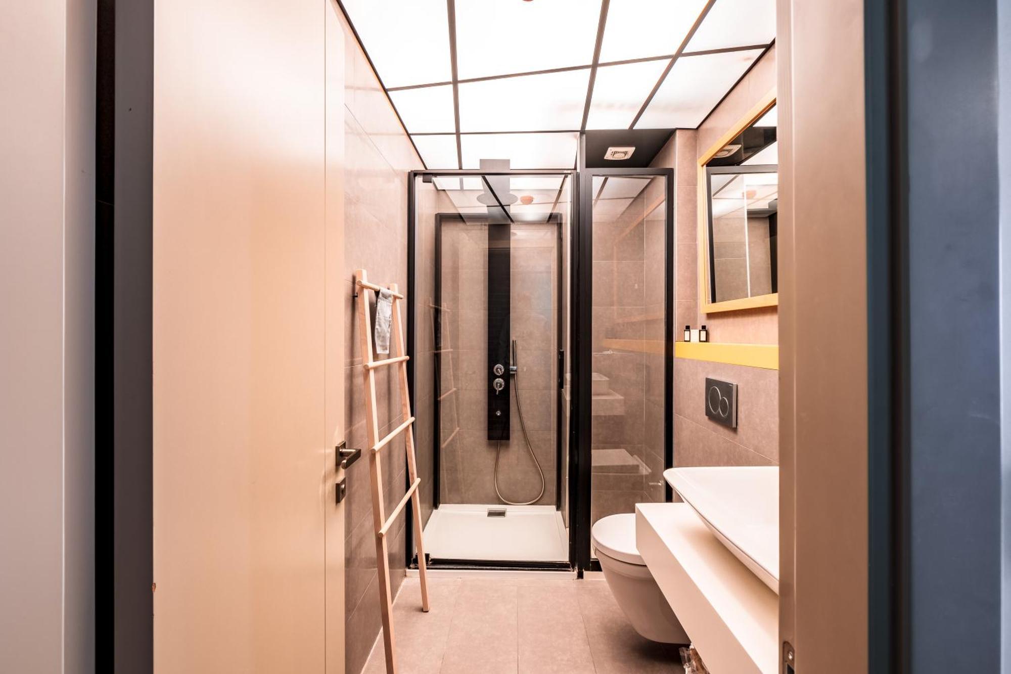 Homie Suites - "Loft 27" Urban Comfort Suites In The Heart Of Cihangir Istanbul Rum bild
